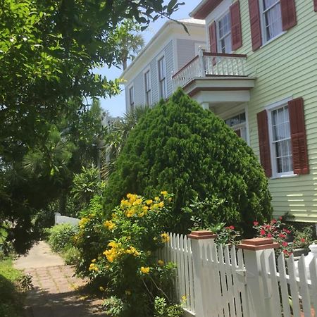 Studio Apartment At Historical House Galveston Ngoại thất bức ảnh