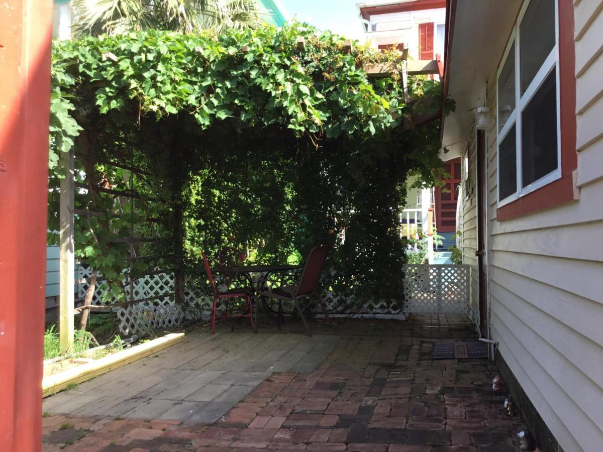 Studio Apartment At Historical House Galveston Ngoại thất bức ảnh